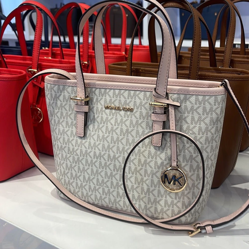MICHAEL KORS 
Jet Set Travel Extra-Small Logo Top-Zip Tote Bag
Powder Blush
NWT - Picture 3 of 16